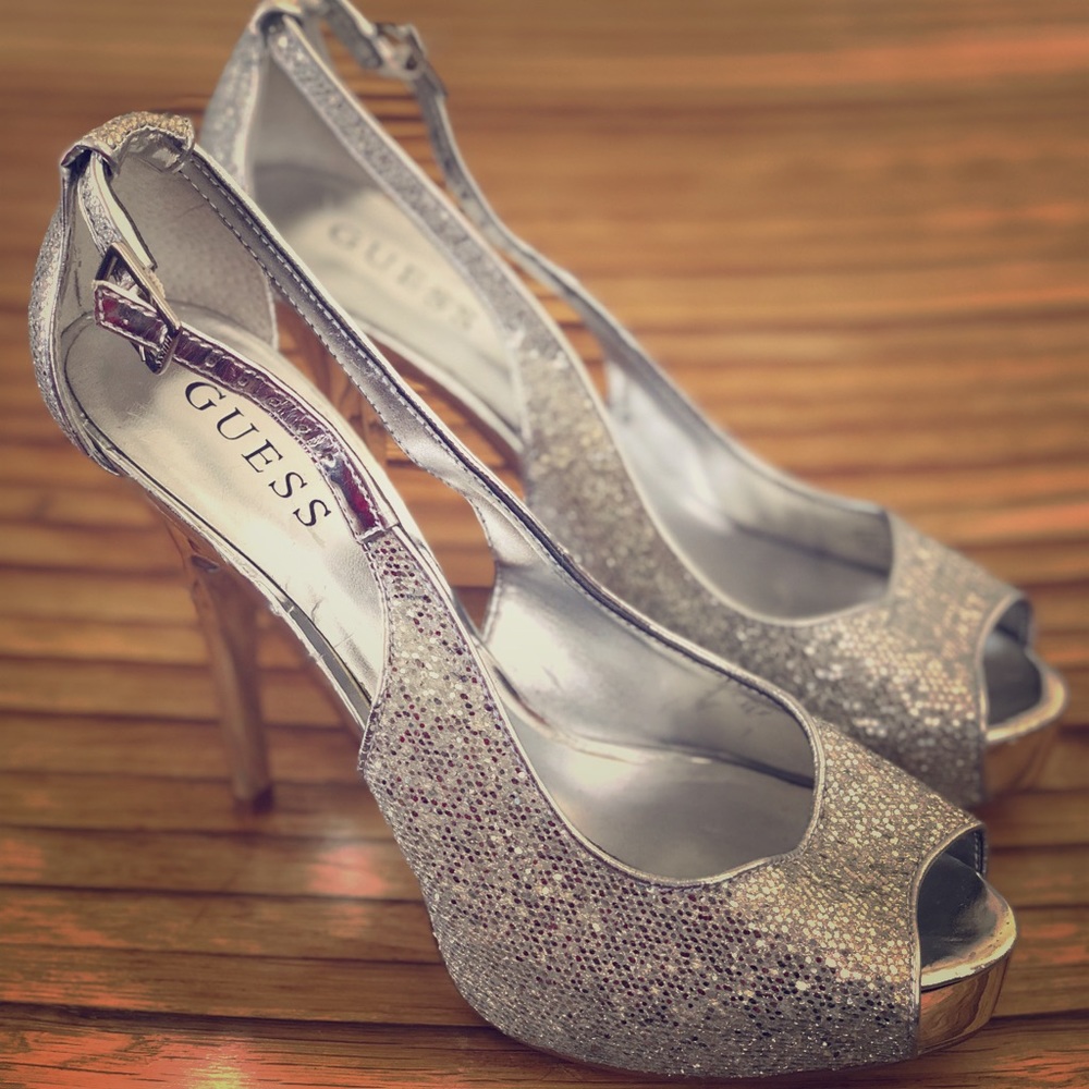 GUESS Hondola 2 Silver Argento Platform Pumps 8.5M